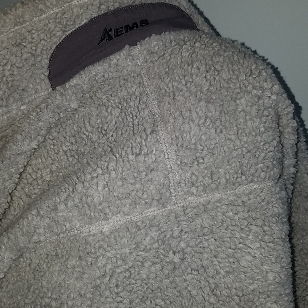Women's Gray Fleece Jacket - Picture 7 of 7